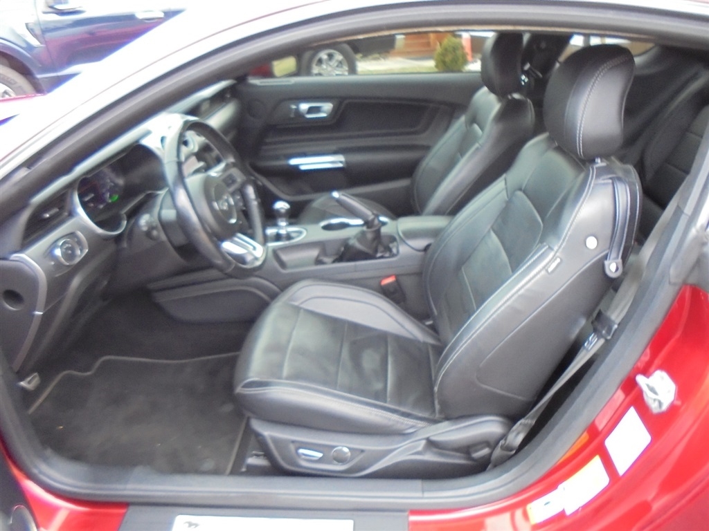 Ford Mustang GT Premium Coupe 2019