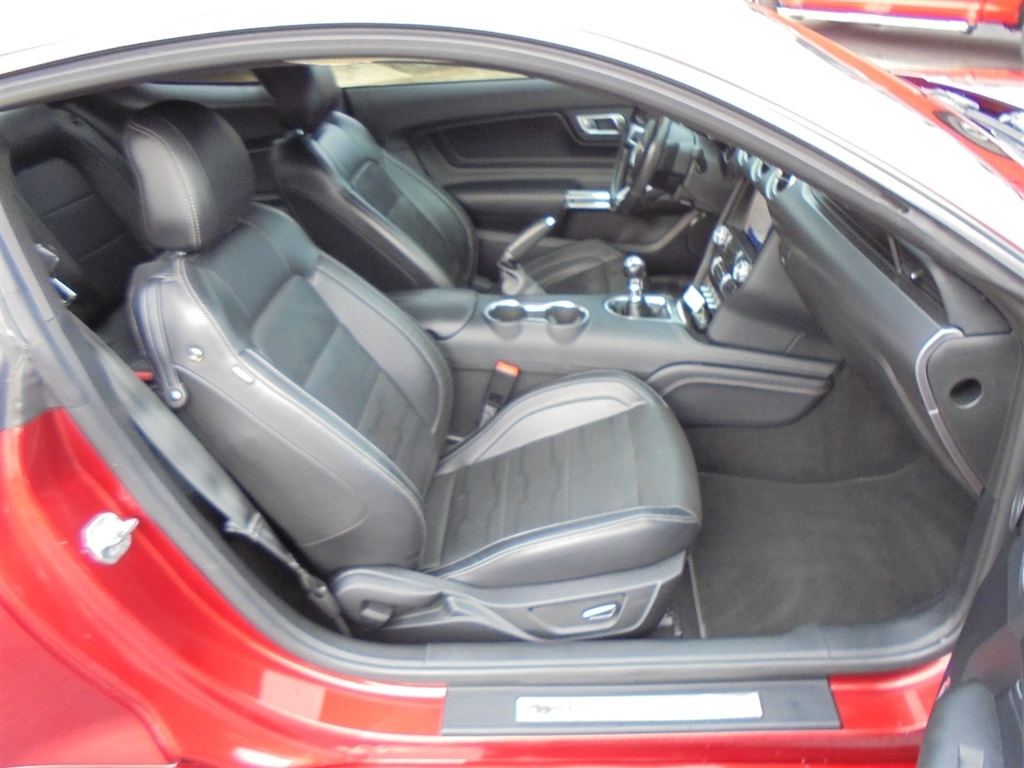 Ford Mustang GT Premium Coupe 2019