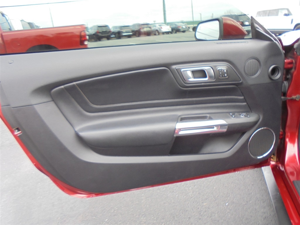 Ford Mustang GT Premium Coupe 2019