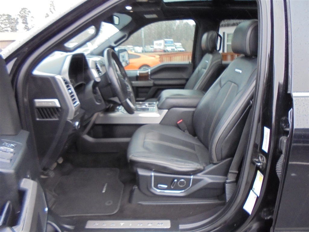 Ford F-150 4WD SuperCrew 145" Platinum 2016