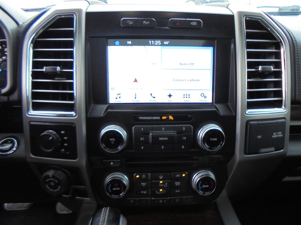 Ford F-150 4WD SuperCrew 145" Platinum 2016