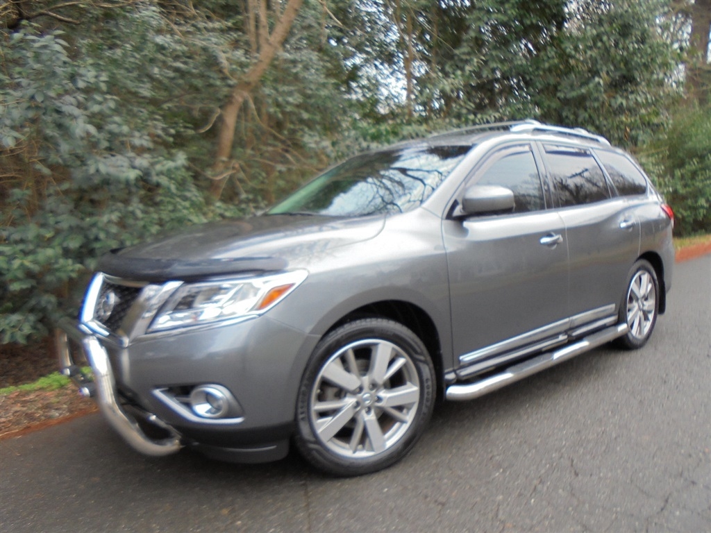 2016 Nissan Pathfinder 2WD 4dr Platinum