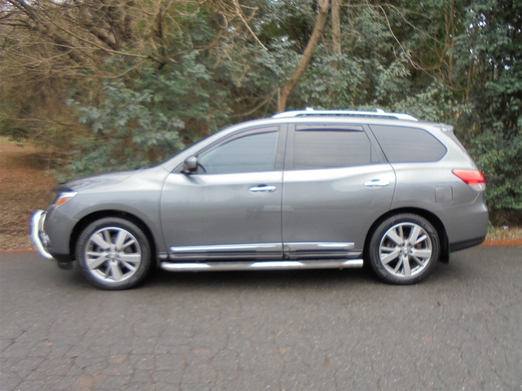 Nissan Pathfinder 2WD 4dr Platinum 2016