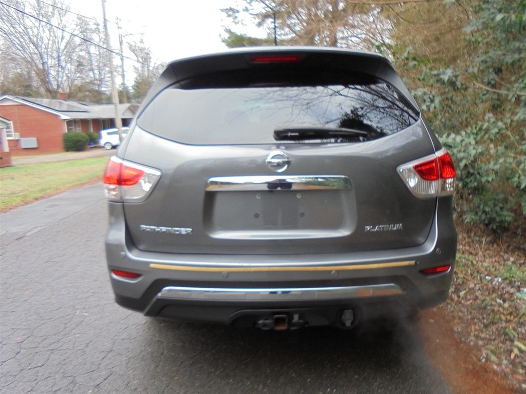 Nissan Pathfinder 2WD 4dr Platinum 2016