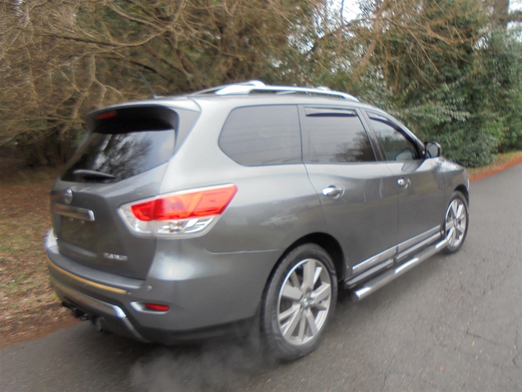 Nissan Pathfinder 2WD 4dr Platinum 2016