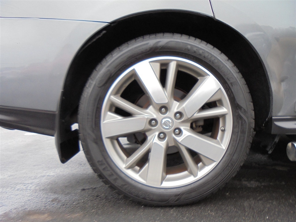 Nissan Pathfinder 2WD 4dr Platinum 2016