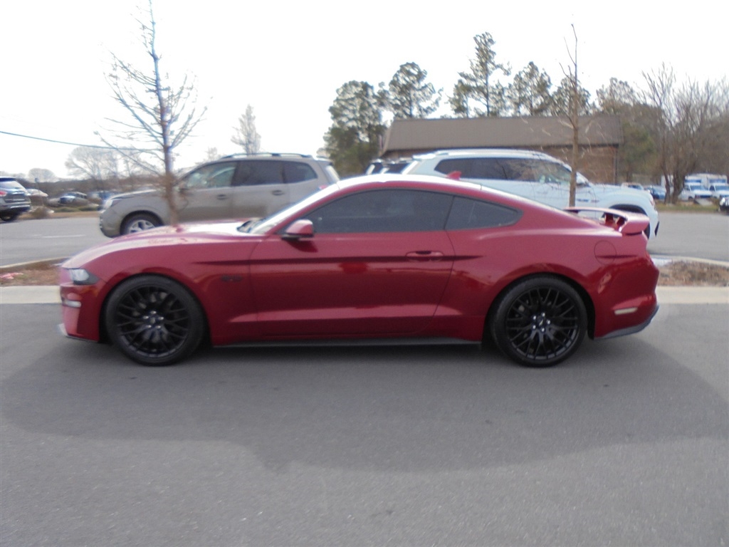 Ford Mustang GT Fastback 2021