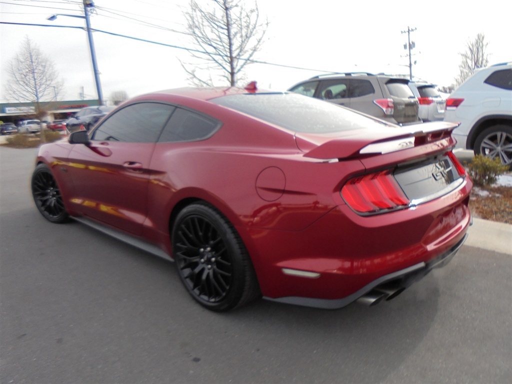 Ford Mustang GT Fastback 2021