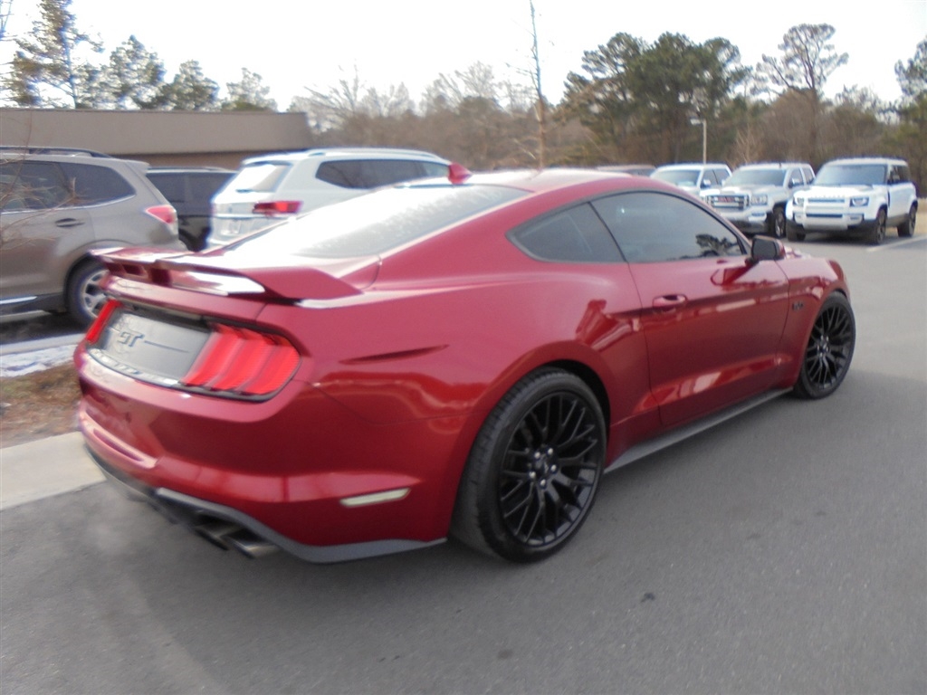 Ford Mustang GT Fastback 2021