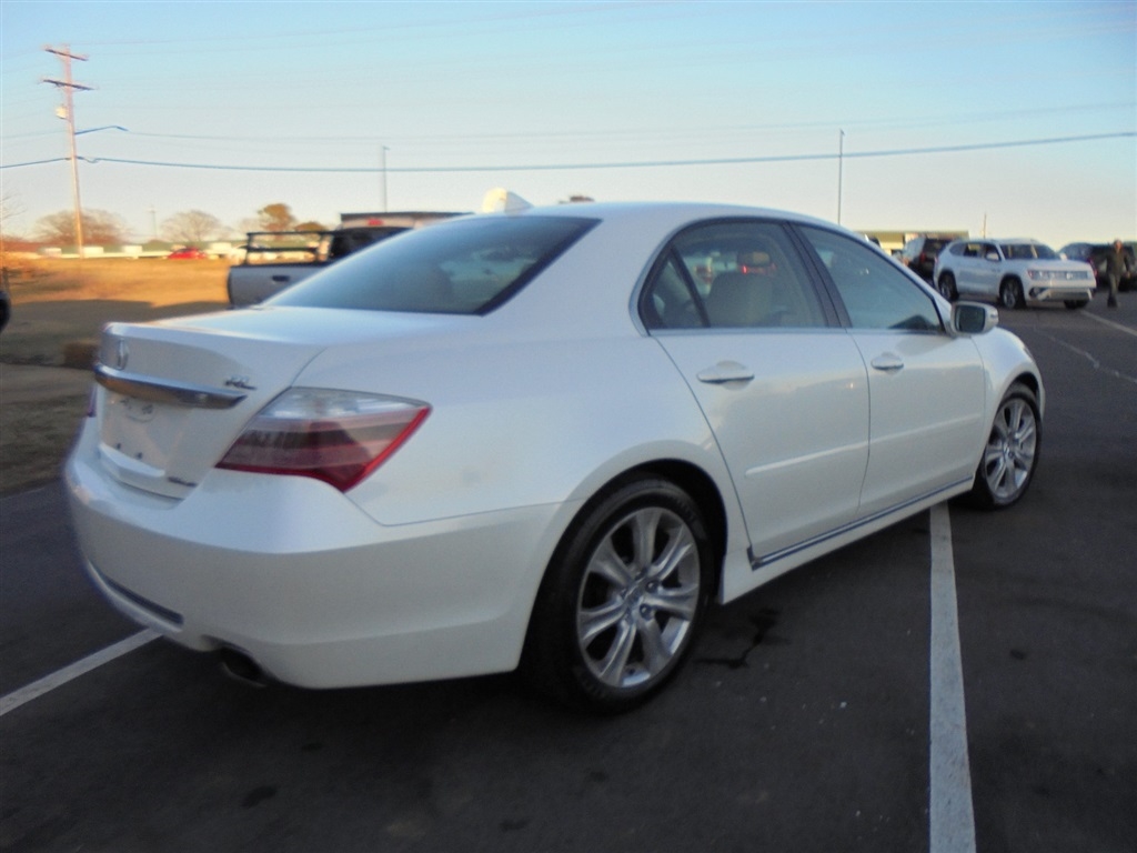 Acura RL 4dr Sdn Tech Pkg (Natl) 2009