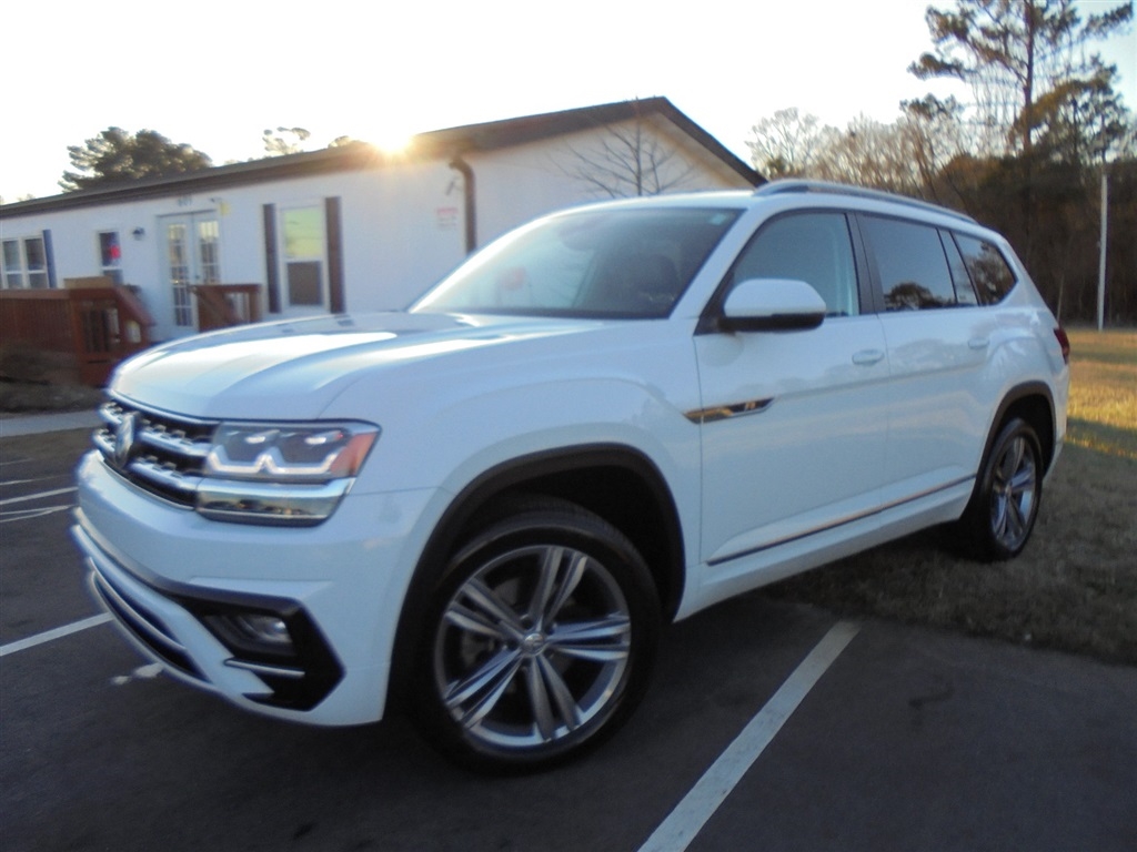 Volkswagen Atlas 3.6L V6 SE w/Technology R-Line 4MOTION 2019