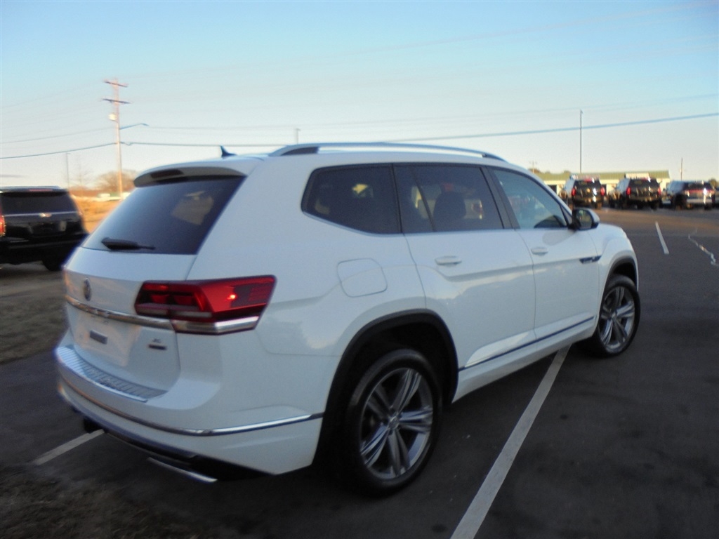 Volkswagen Atlas 3.6L V6 SE w/Technology R-Line 4MOTION 2019