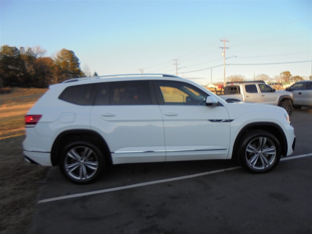 Volkswagen Atlas 3.6L V6 SE w/Technology R-Line 4MOTION 2019