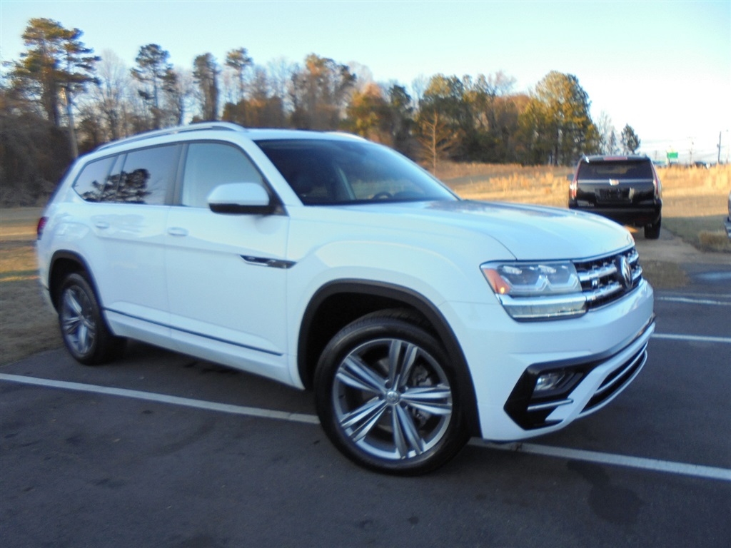 Volkswagen Atlas 3.6L V6 SE w/Technology R-Line 4MOTION 2019