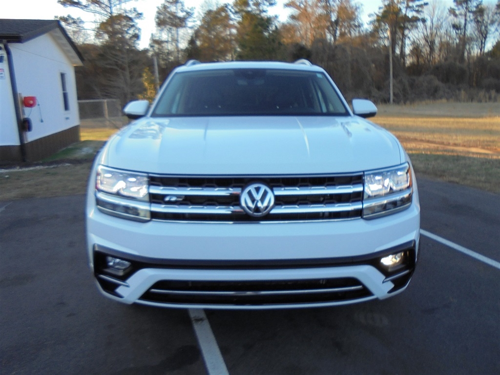 Volkswagen Atlas 3.6L V6 SE w/Technology R-Line 4MOTION 2019