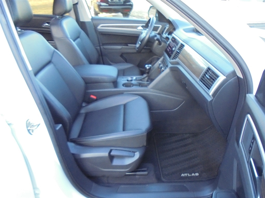 Volkswagen Atlas 3.6L V6 SE w/Technology R-Line 4MOTION 2019