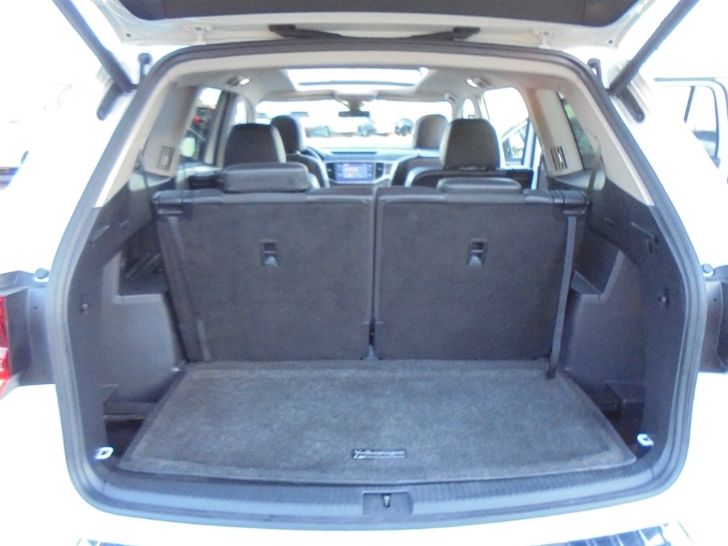 Volkswagen Atlas 3.6L V6 SE w/Technology R-Line 4MOTION 2019