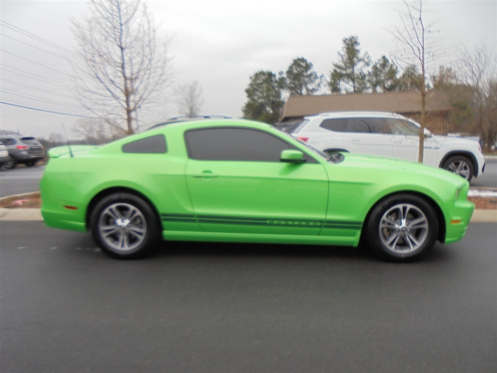 Ford Mustang 2dr Cpe V6 2014