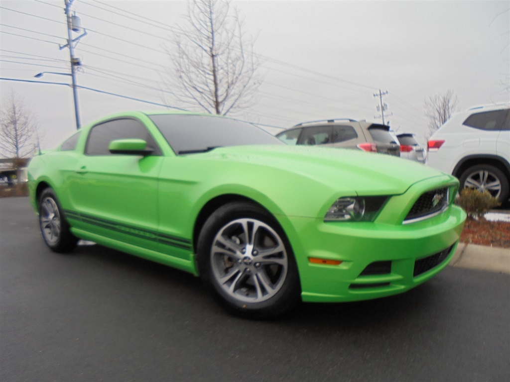 Ford Mustang 2dr Cpe V6 2014