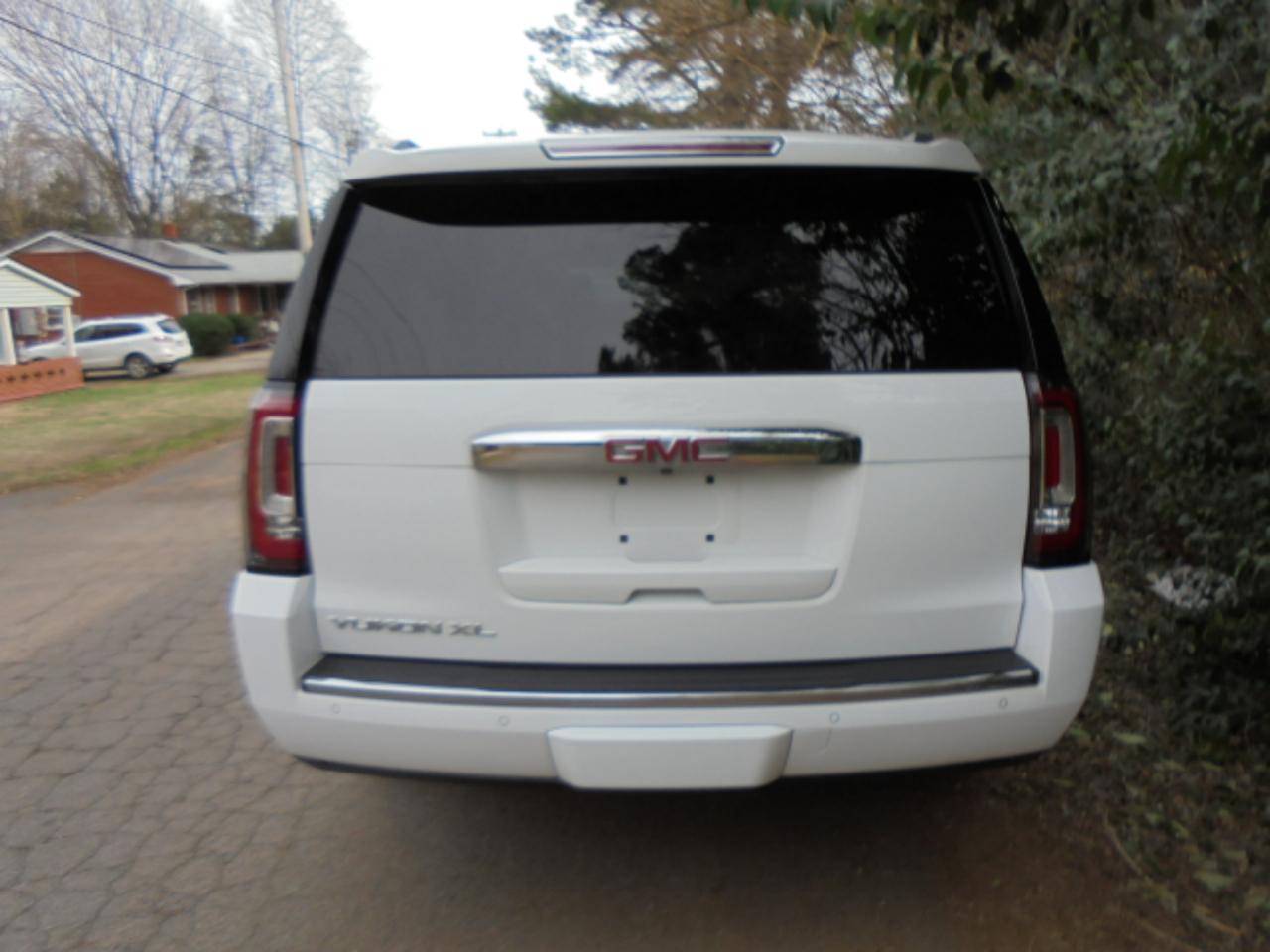 GMC Yukon XL 4WD 4dr Denali 2016