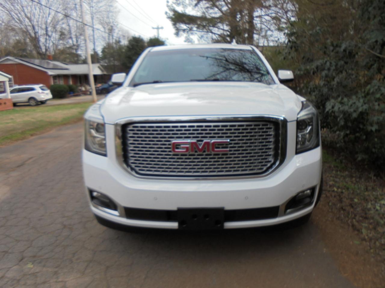 GMC Yukon XL 4WD 4dr Denali 2016