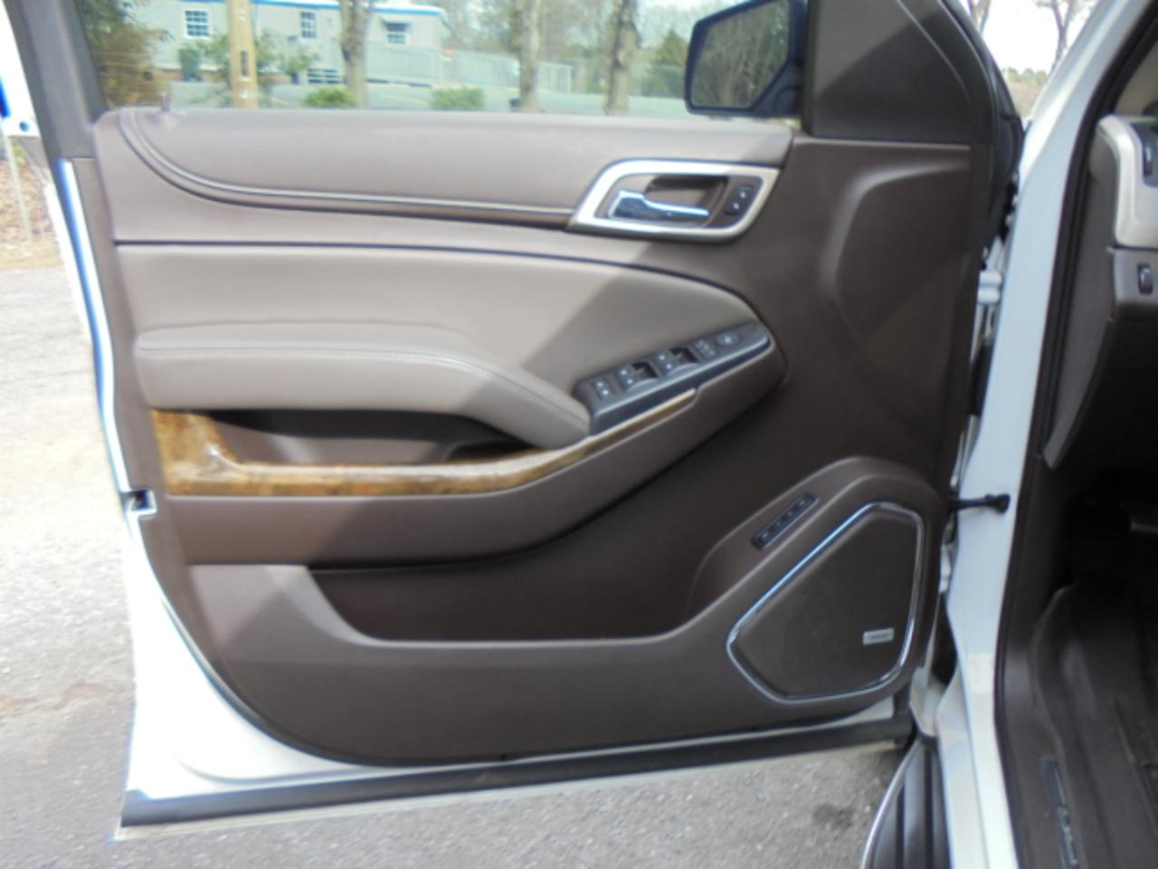 GMC Yukon XL 4WD 4dr Denali 2016