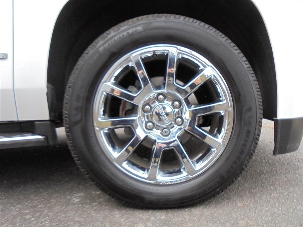 GMC Yukon XL 4WD 4dr Denali 2016