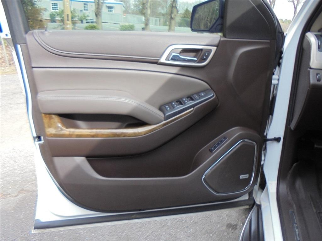 GMC Yukon XL 4WD 4dr Denali 2016