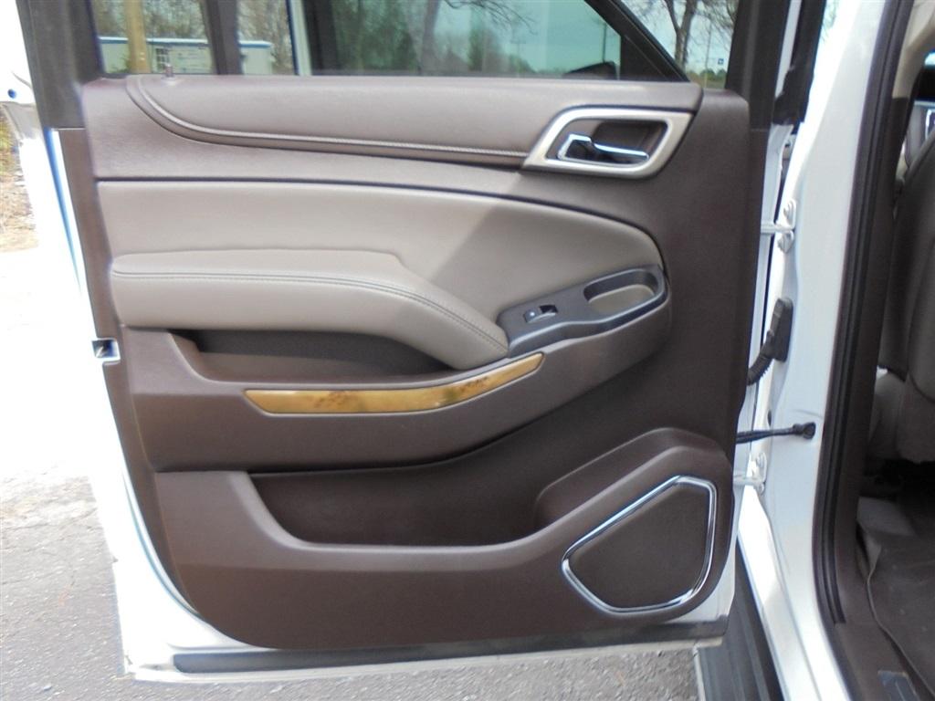 GMC Yukon XL 4WD 4dr Denali 2016