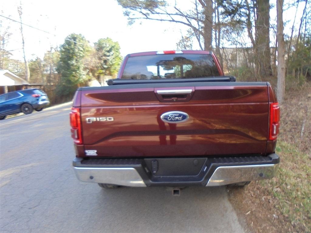 Ford F-150 4WD SuperCrew 145" Lariat 2017