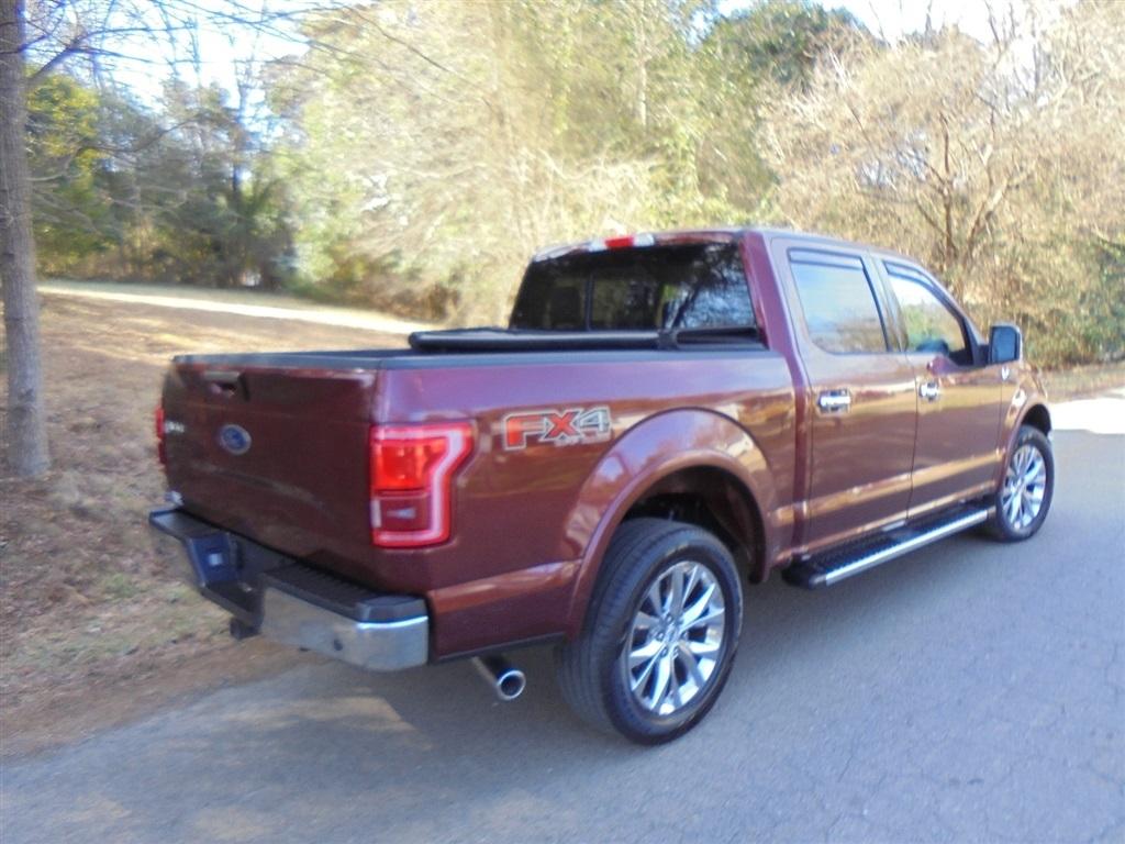 Ford F-150 4WD SuperCrew 145" Lariat 2017