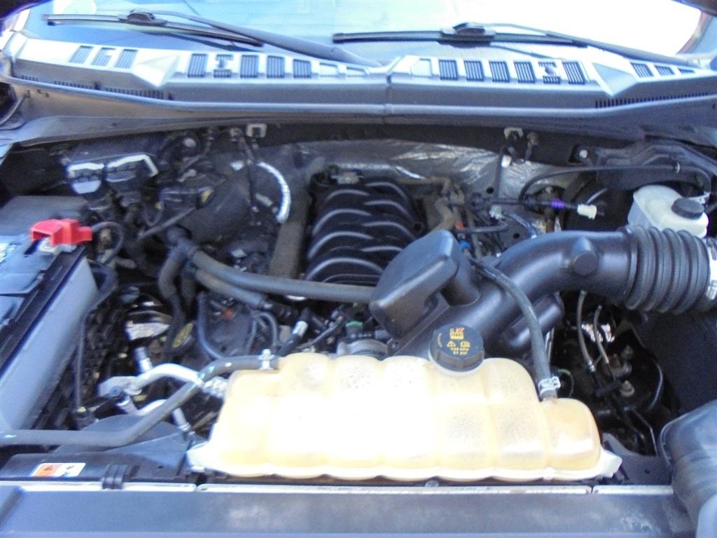 Ford F-150 4WD SuperCrew 145" Lariat 2017