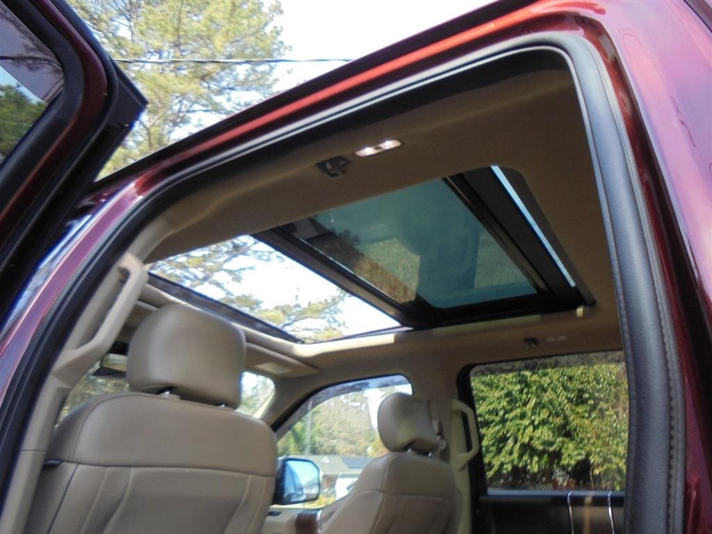 Ford F-150 4WD SuperCrew 145" Lariat 2017