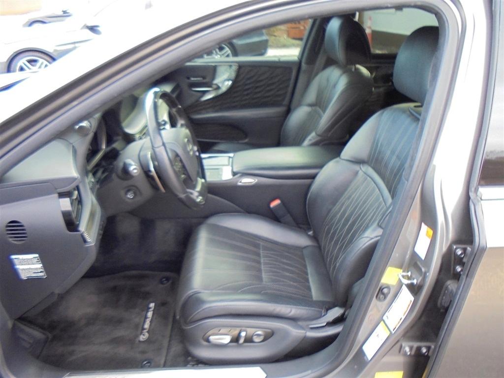 Lexus LS LS 500 RWD 2019