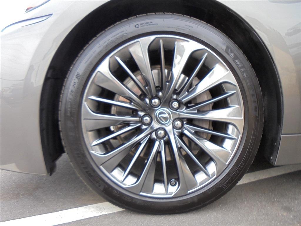 Lexus LS LS 500 RWD 2019