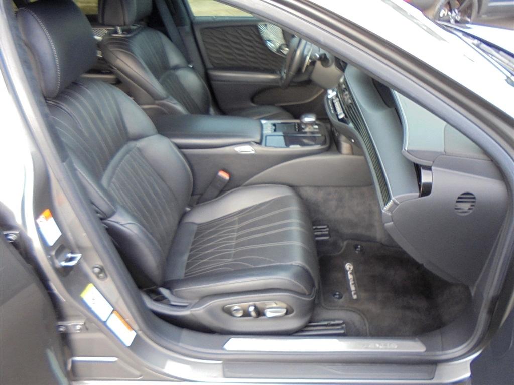 Lexus LS LS 500 RWD 2019