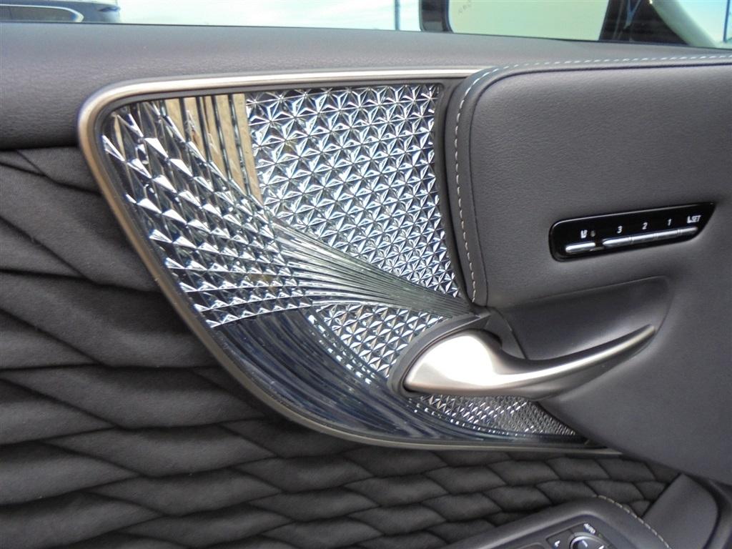 Lexus LS LS 500 RWD 2019