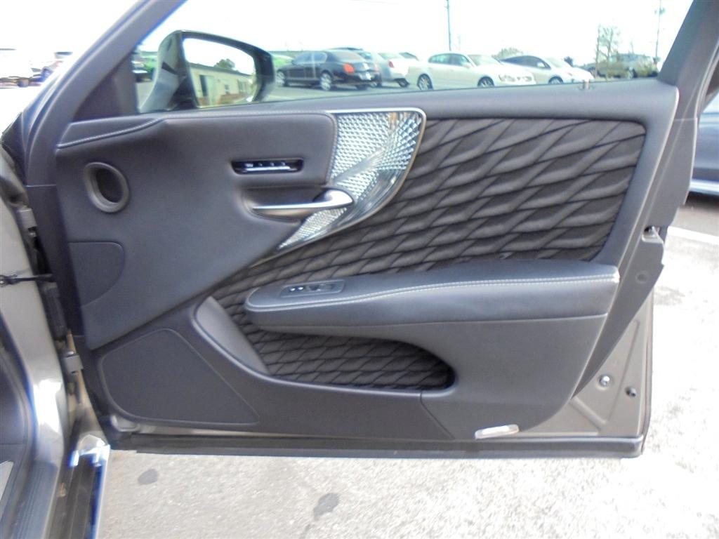 Lexus LS LS 500 RWD 2019