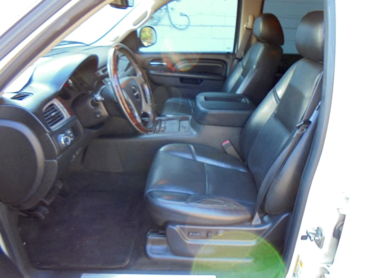 GMC Yukon Denali 2WD 2013