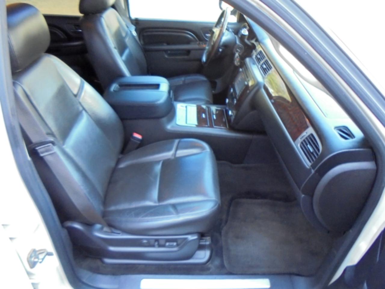 GMC Yukon Denali 2WD 2013