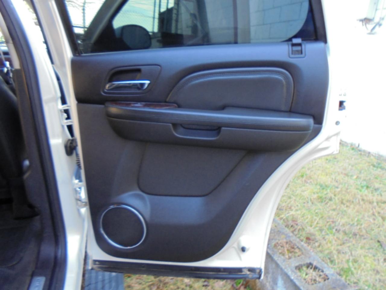 GMC Yukon Denali 2WD 2013