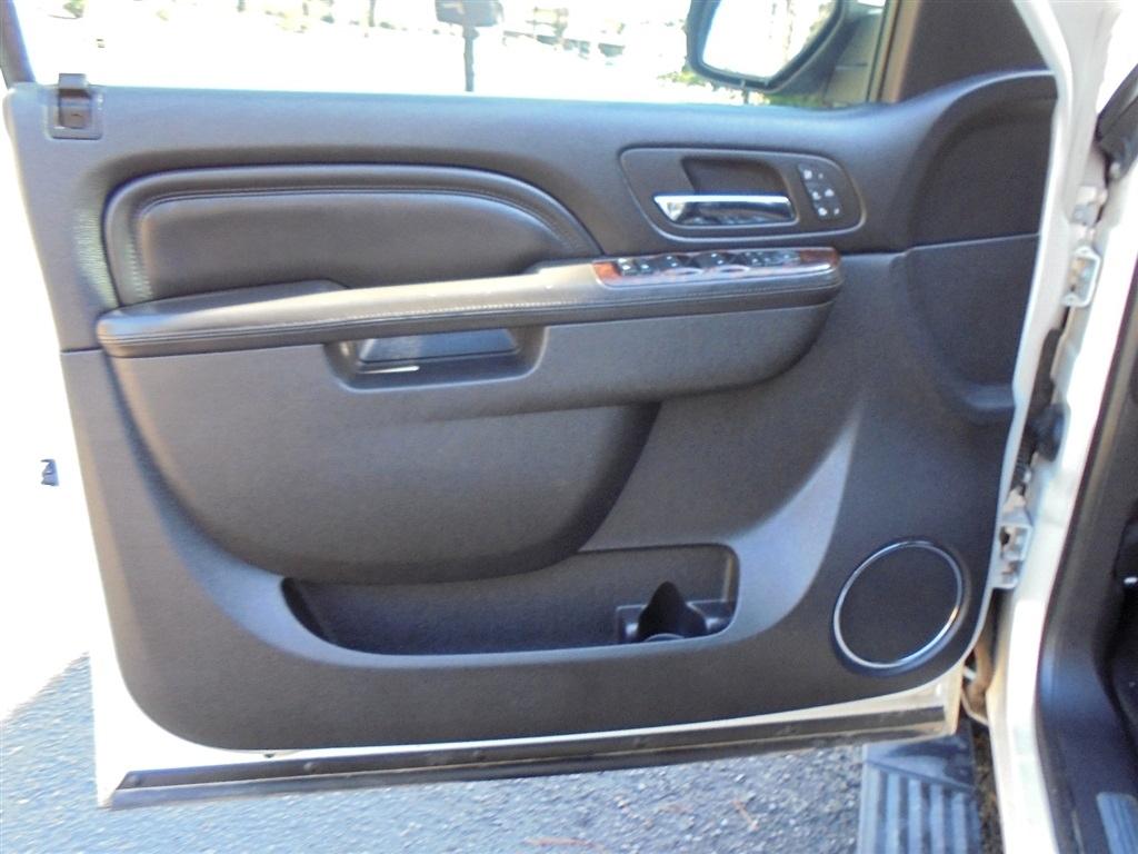 GMC Yukon Denali 2WD 2013