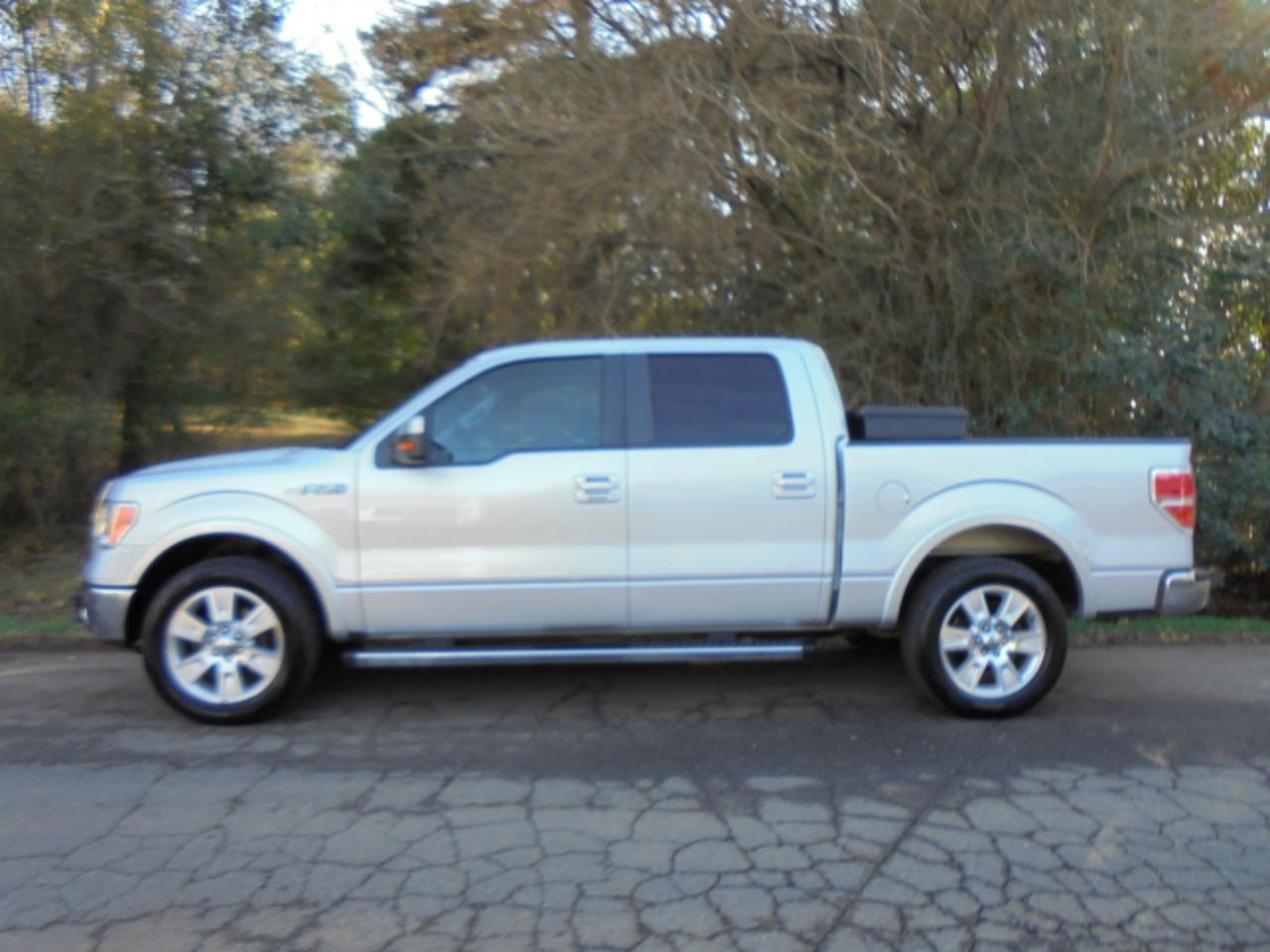 Ford F-150 2WD SuperCrew 145" Lariat 2013