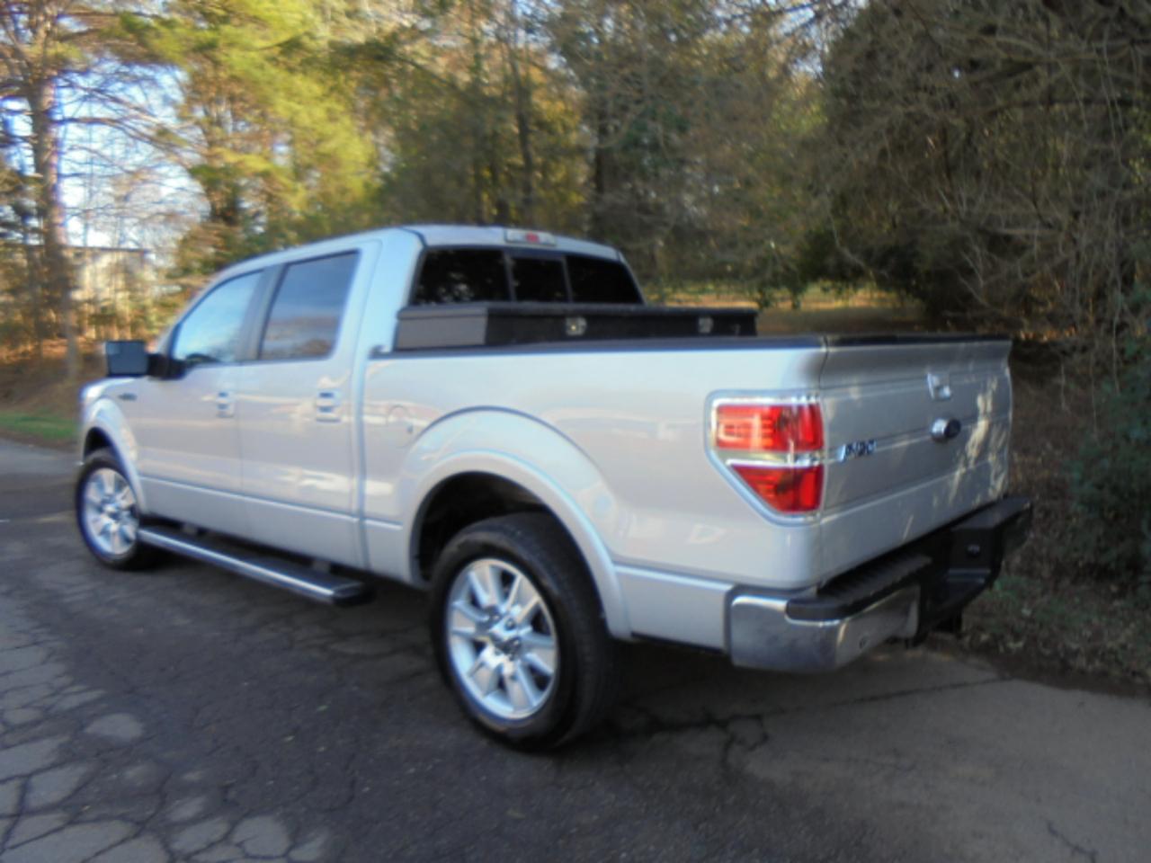 Ford F-150 2WD SuperCrew 145" Lariat 2013