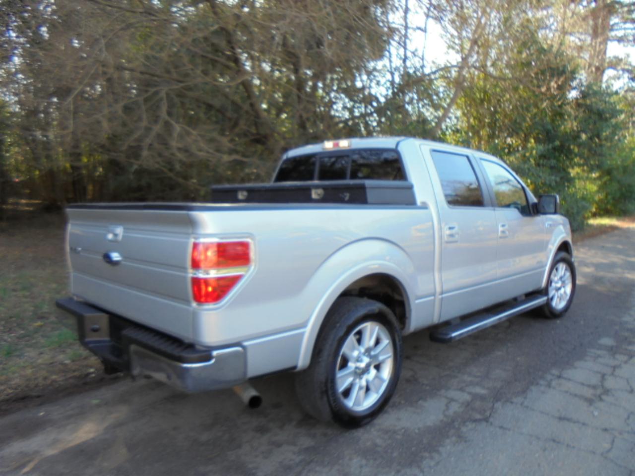 Ford F-150 2WD SuperCrew 145" Lariat 2013