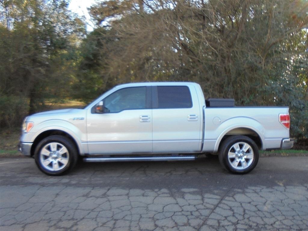 Ford F-150 2WD SuperCrew 145" Lariat 2013