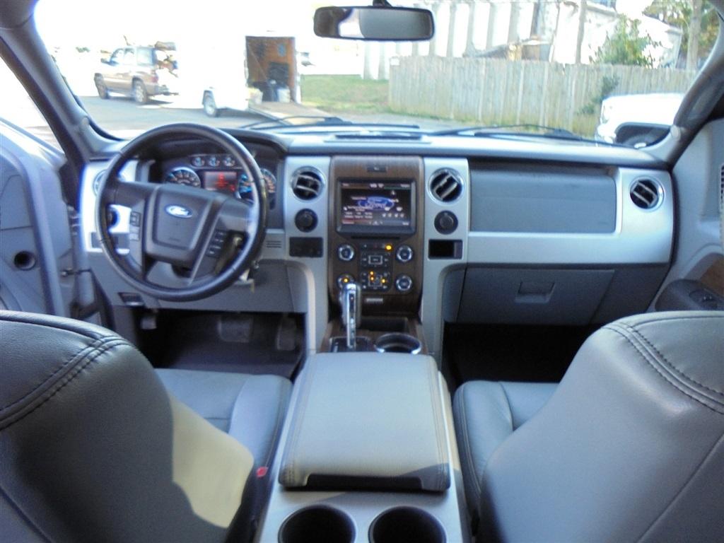 Ford F-150 2WD SuperCrew 145" Lariat 2013