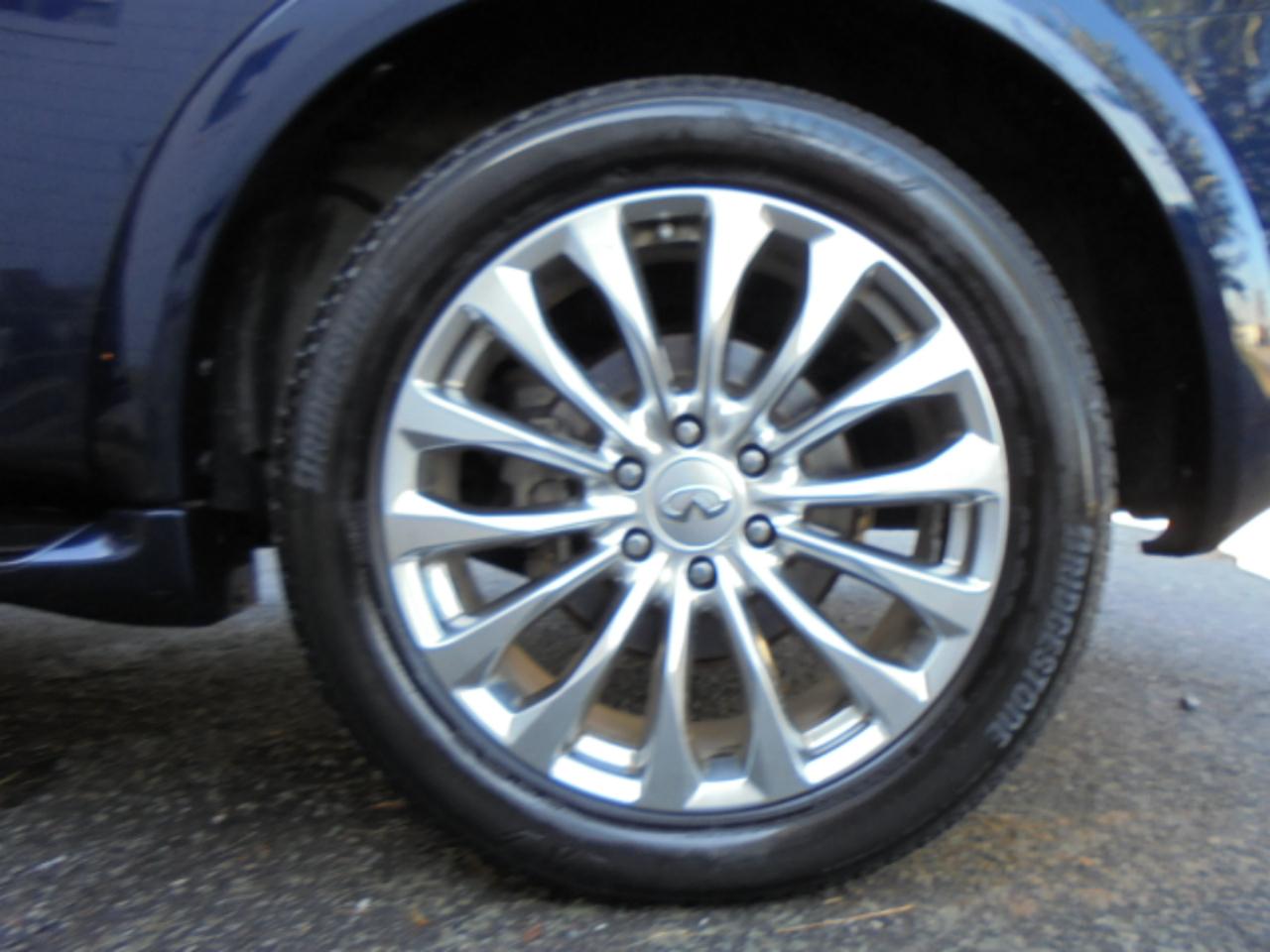 Infiniti QX80 AWD 2017