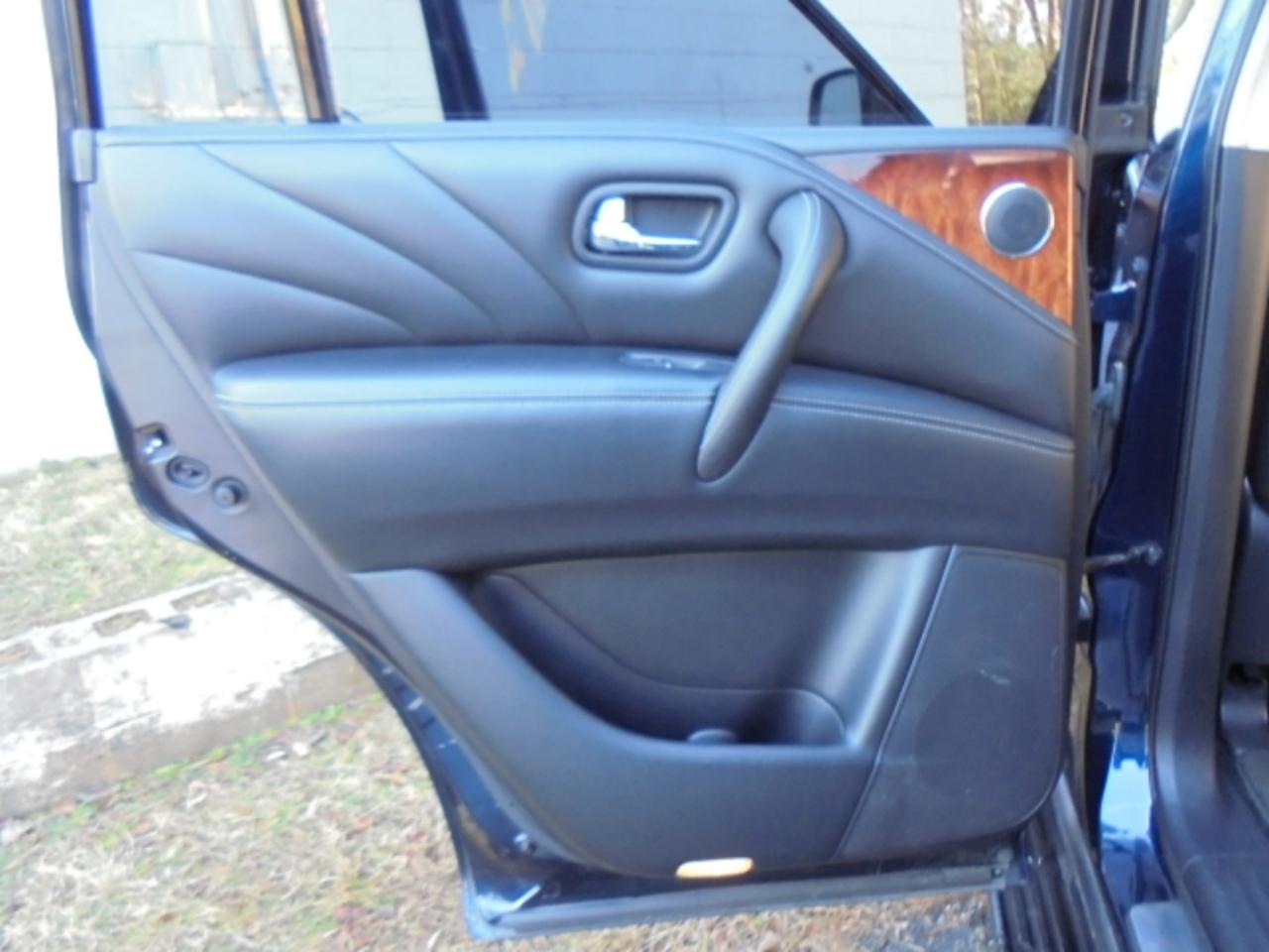 Infiniti QX80 AWD 2017