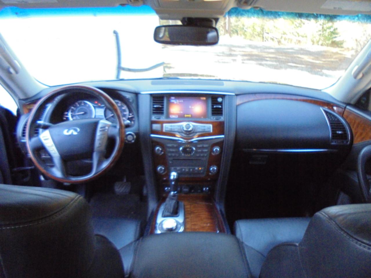 Infiniti QX80 AWD 2017